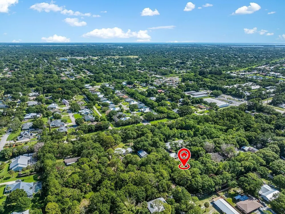 564 30th Avenue SW Vero Beach, FL 32968