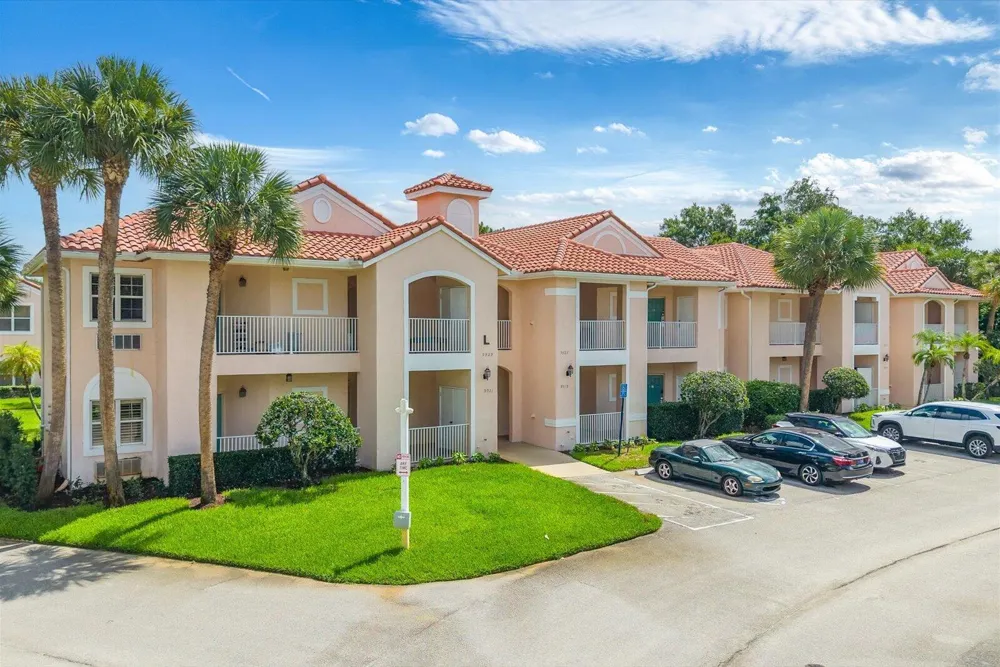 9929 Perfect Drive #106 Port St. Lucie, FL 34986