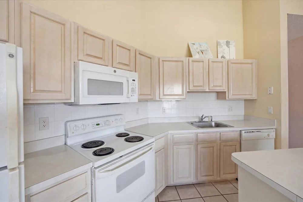9929 Perfect Drive #106 Port St. Lucie, FL 34986