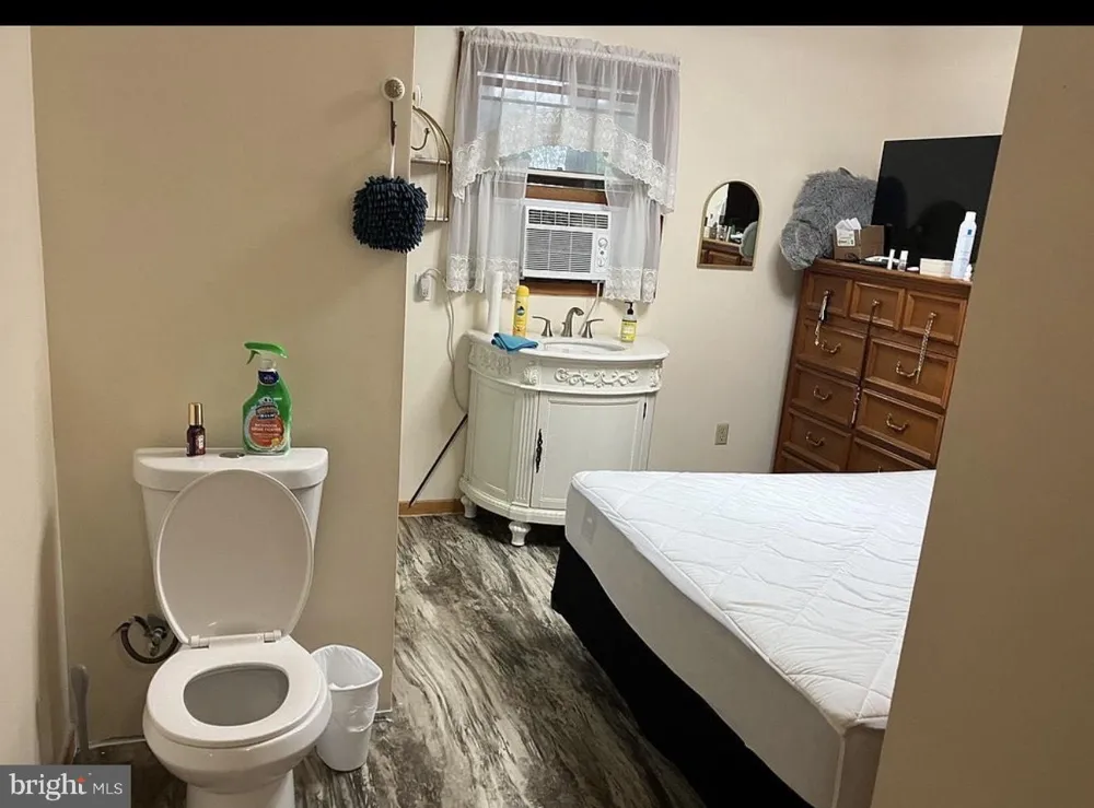 3725 OAKLAND ROAD Bethlehem, PA 18020