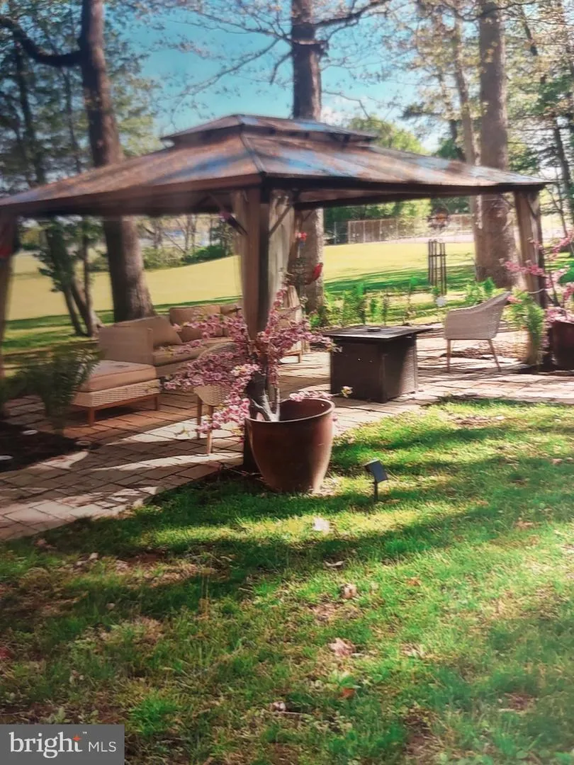 3725 OAKLAND ROAD Bethlehem, PA 18020