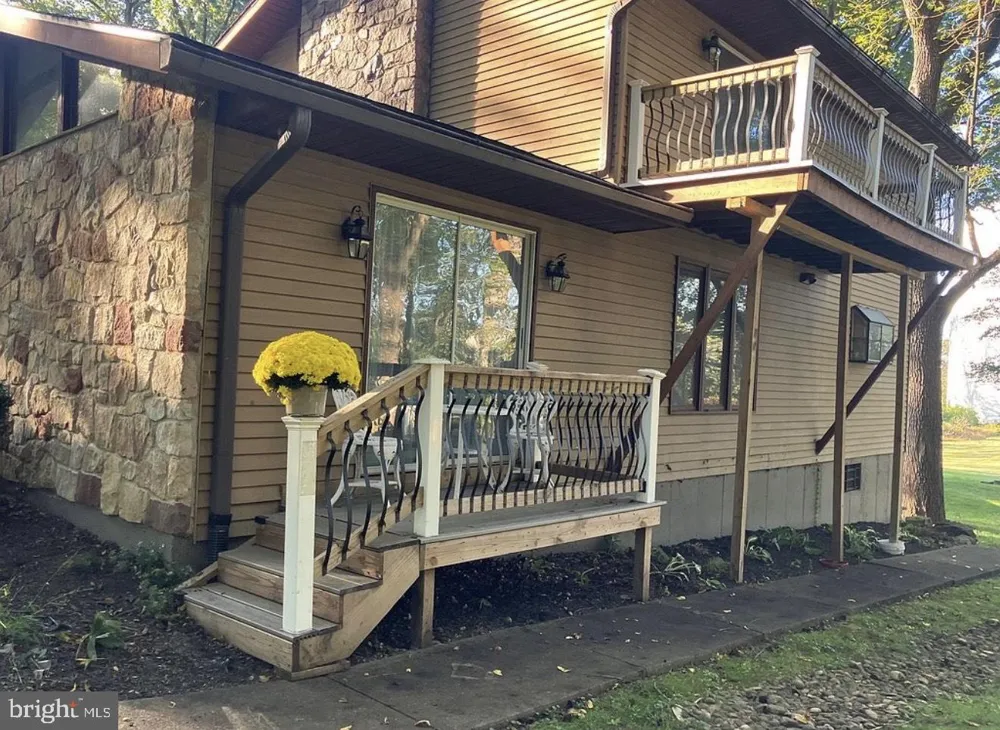 3725 OAKLAND ROAD Bethlehem, PA 18020