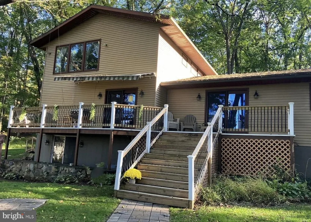 3725 OAKLAND ROAD Bethlehem, PA 18020