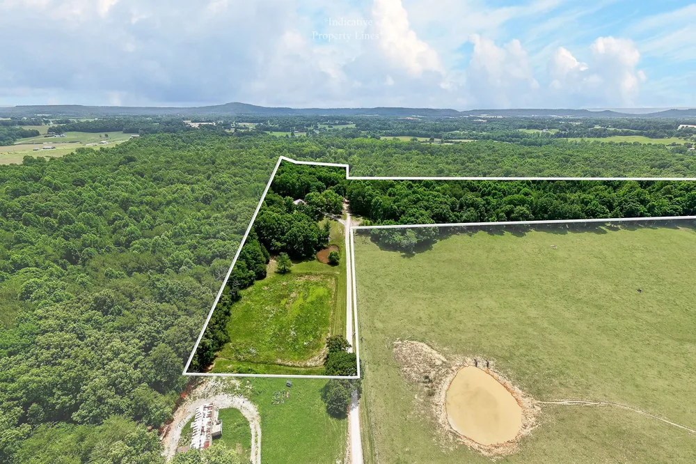 211 Arizona Ln Walling, TN 38587