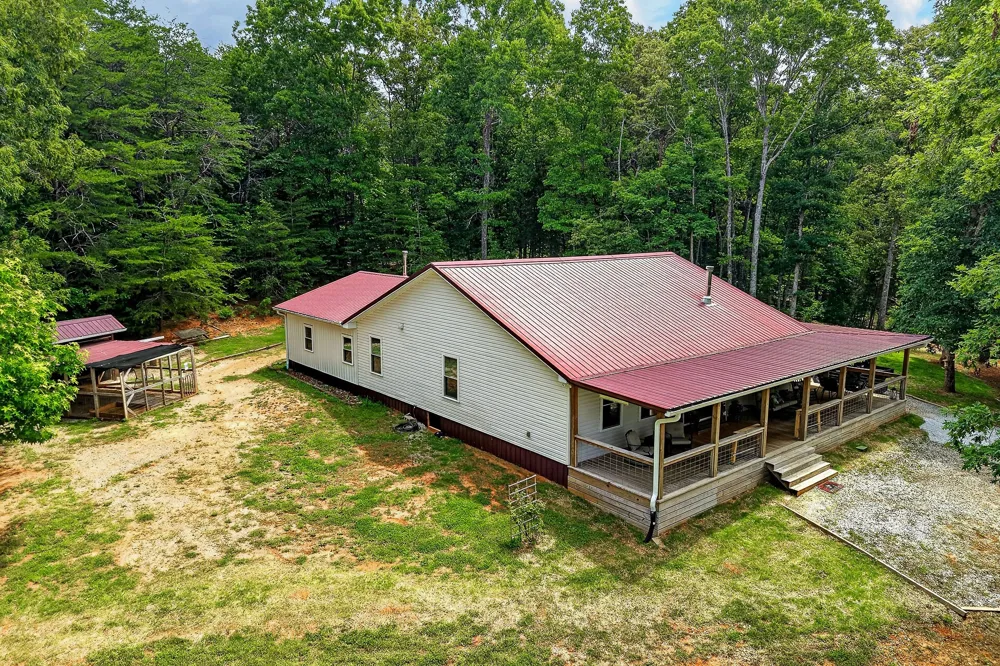 211 Arizona Ln Walling, TN 38587