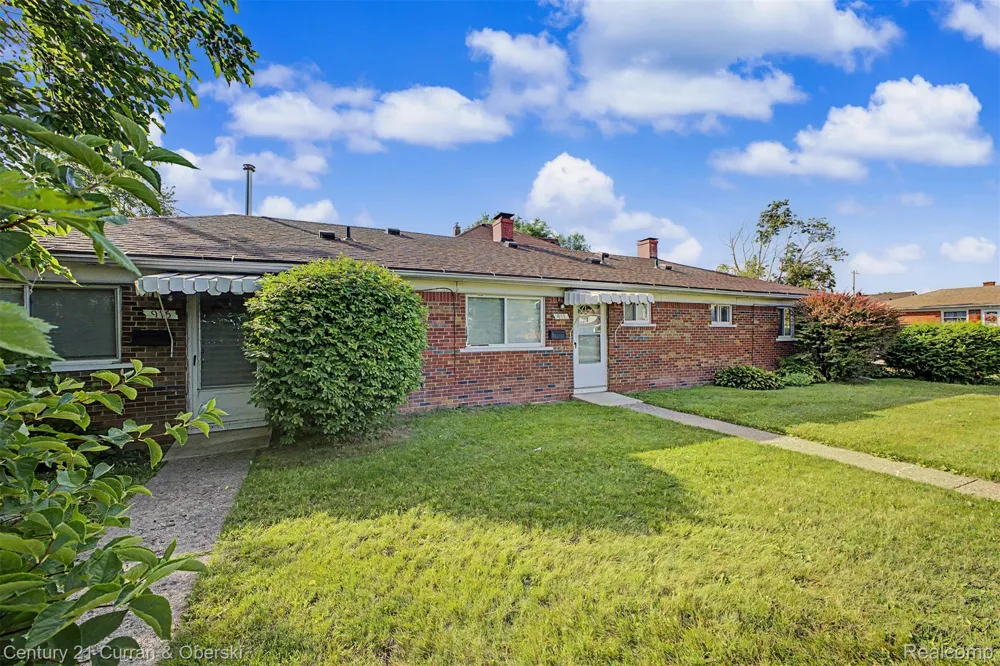 1432 Charter Street Lincoln Park City, MI 48146