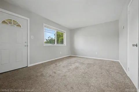 1432 Charter Street
