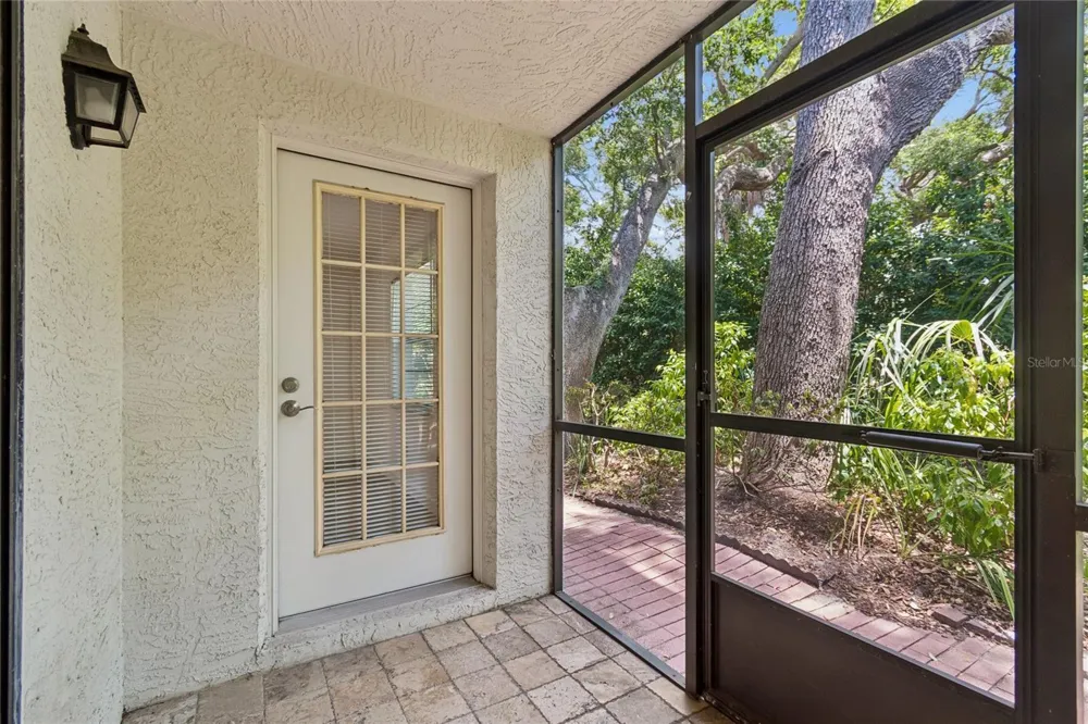 11800 PARK BOULEVARD #401 Seminole, FL 33772
