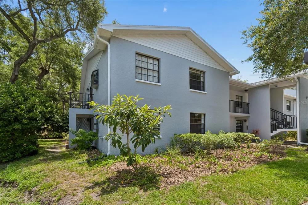 11800 PARK BOULEVARD #401 Seminole, FL 33772
