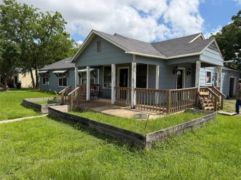 1401 E 29th Street