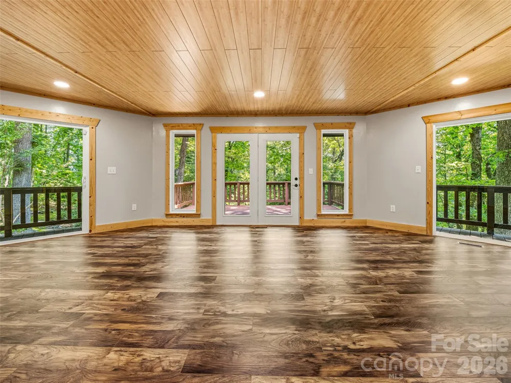 785 Pisgah Forest Drive Pisgah Forest, NC 28768