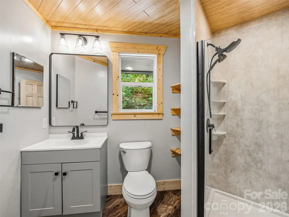 785 Pisgah Forest Drive Pisgah Forest, NC 28768