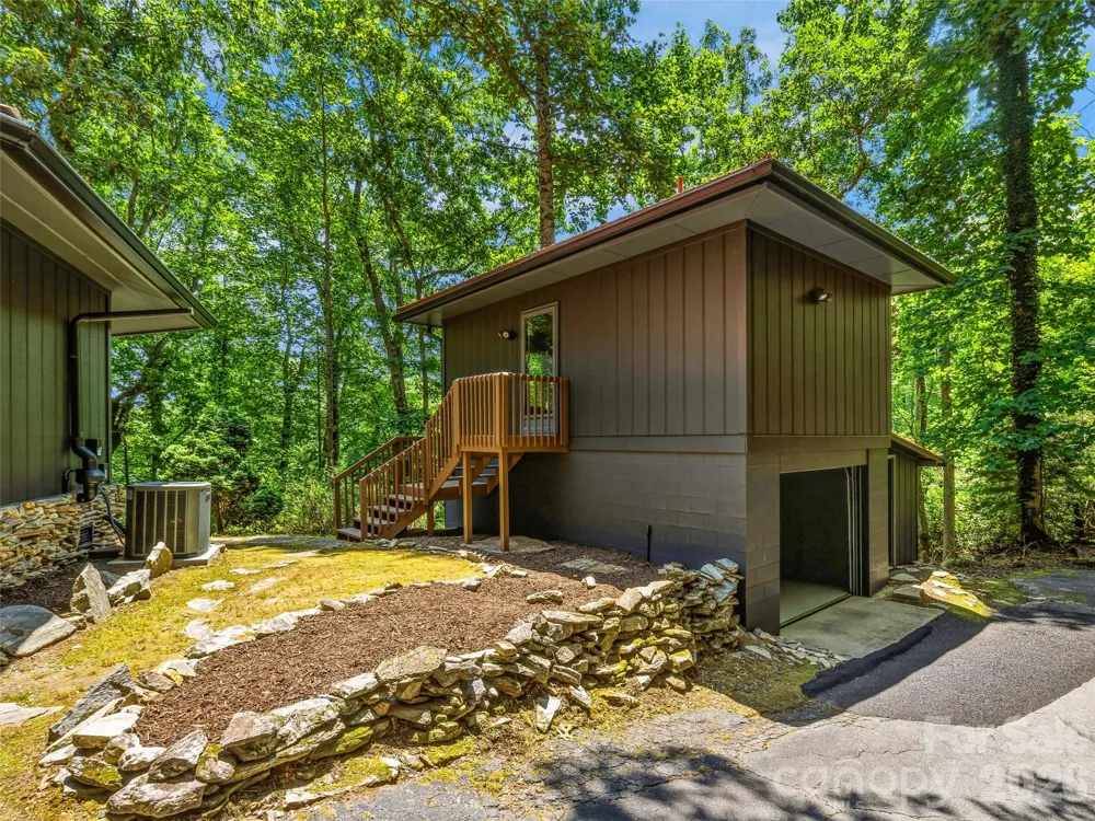 785 Pisgah Forest Drive Pisgah Forest, NC 28768