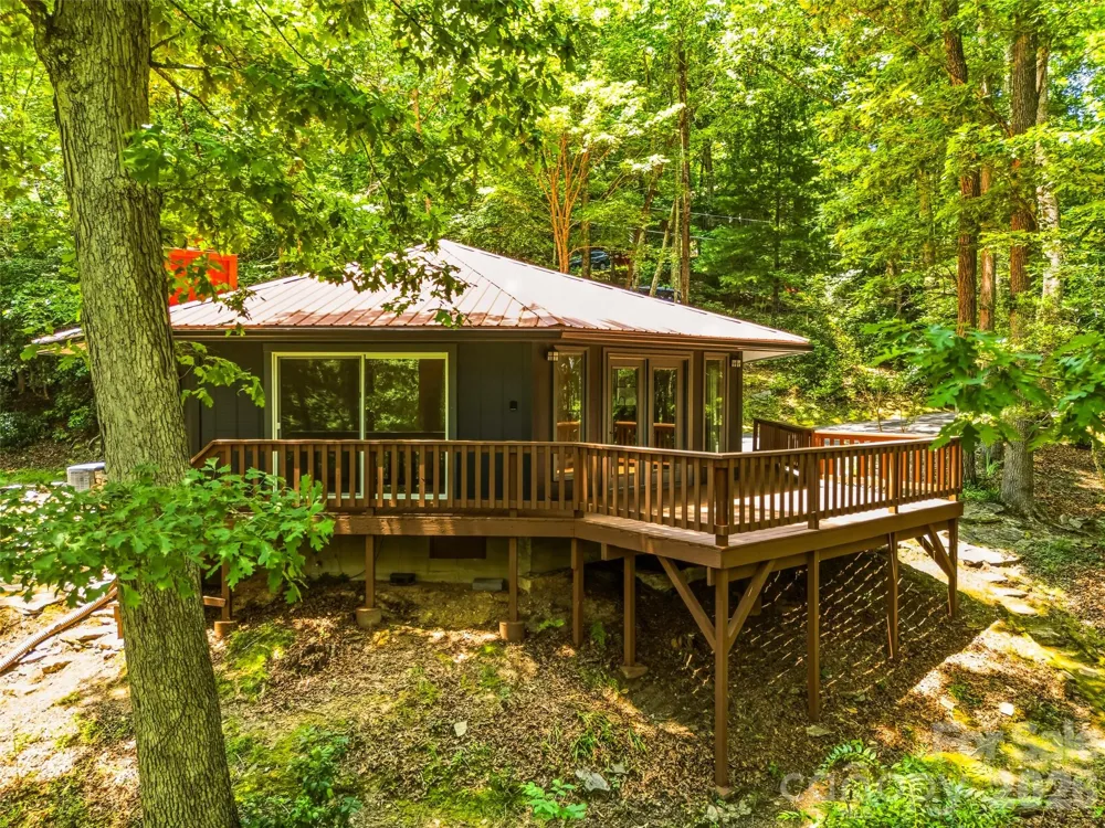785 Pisgah Forest Drive Pisgah Forest, NC 28768