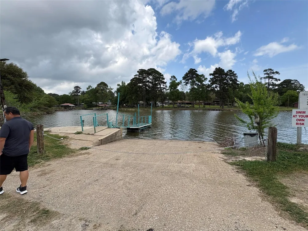 Pintail Lane Trinity, TX 75862