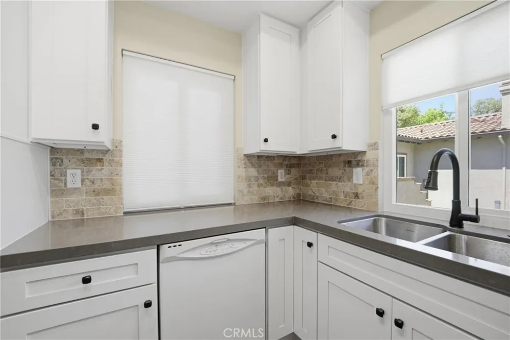 16 Via Solaz Rancho Santa Margarita, CA 92688