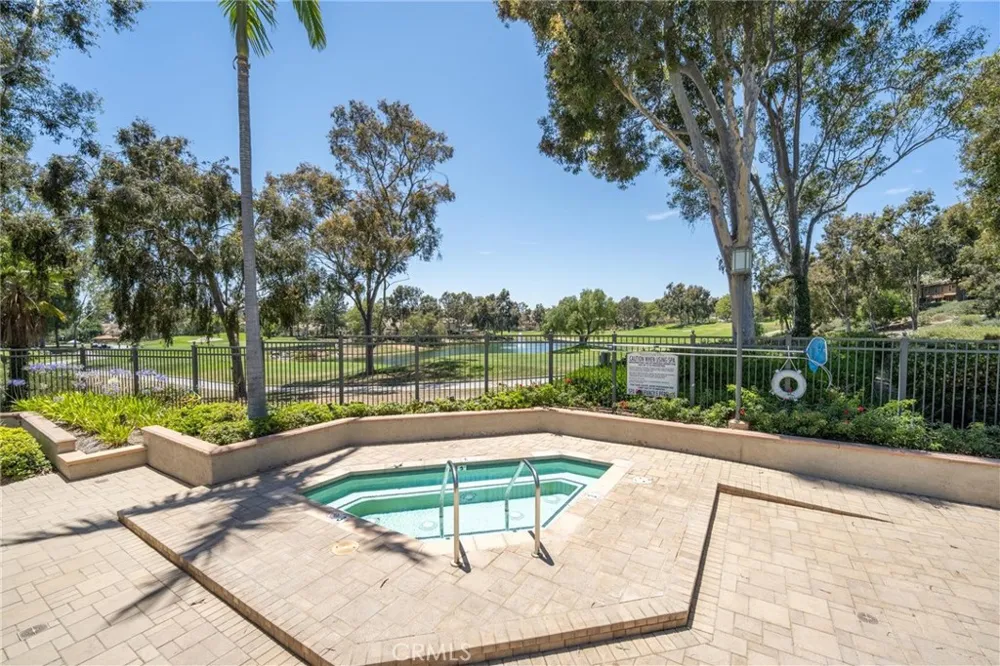 16 Via Solaz Rancho Santa Margarita, CA 92688