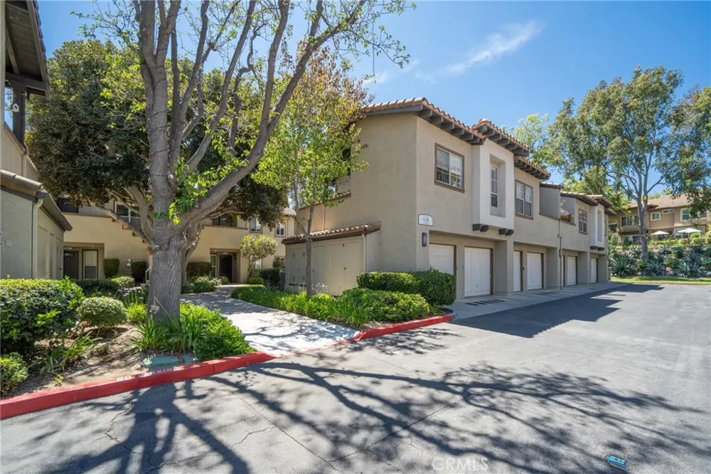 16 Via Solaz Rancho Santa Margarita, CA 92688