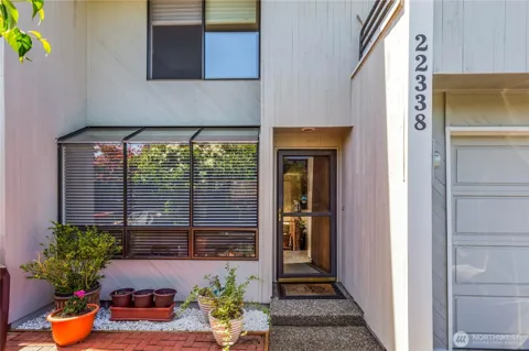 22338 6th Avenue S #9