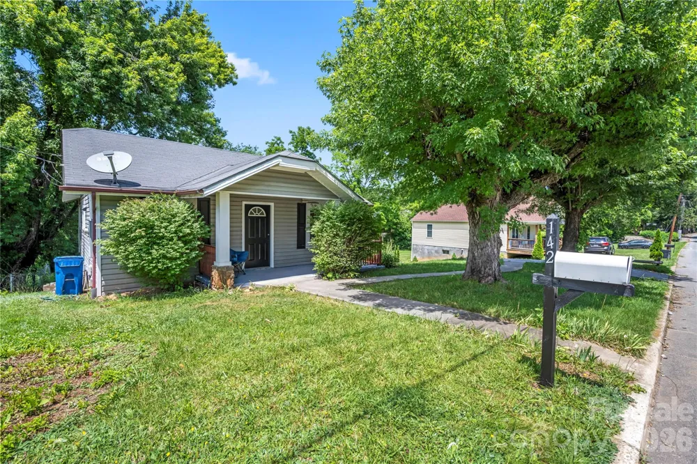 142 Substation Road Canton, NC 28716
