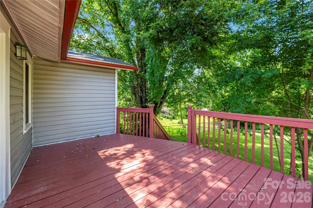142 Substation Road Canton, NC 28716