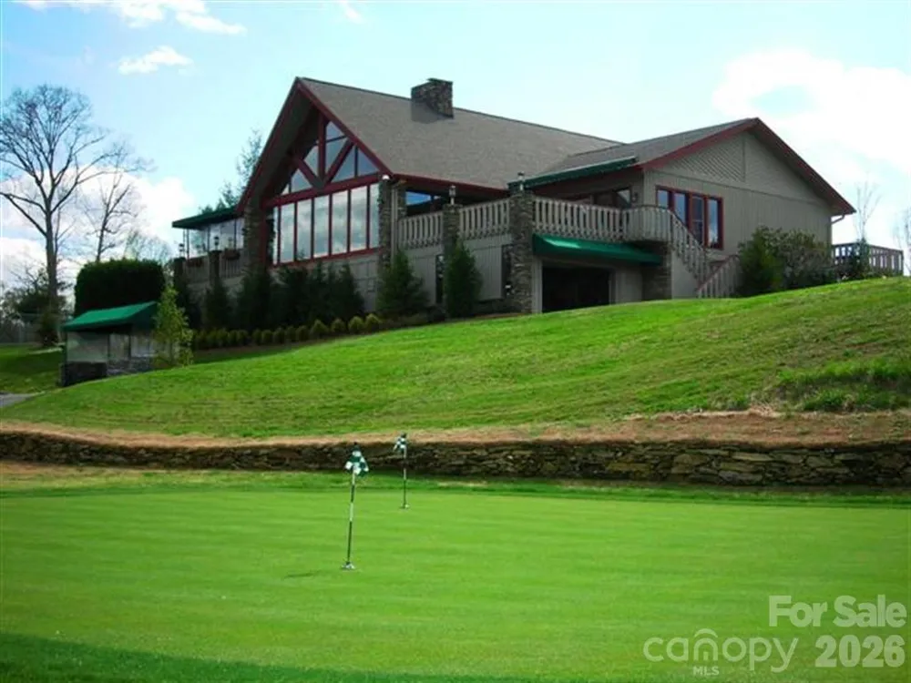 Lot #12 Cummings Cove Parkway #12 Hendersonville, NC 28739