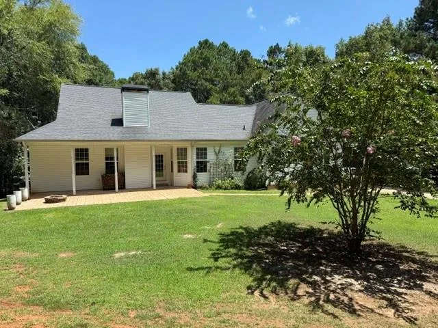 1130 Irish Hill Drive Concord, GA 30206