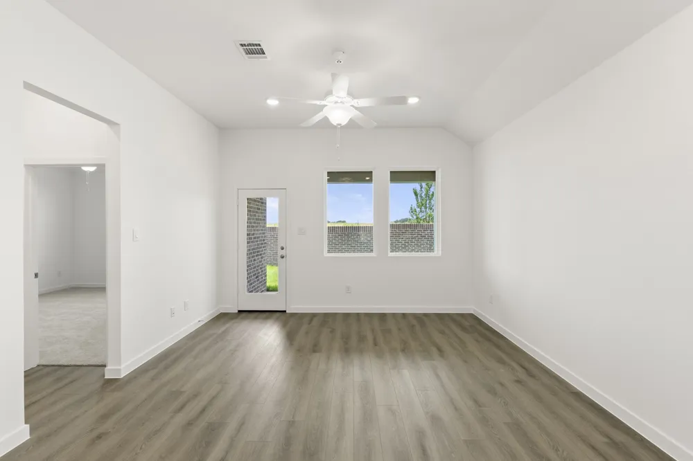 5941 Laurel Lake Lane Pilot Point, TX 76258