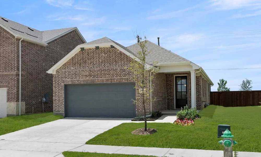 5941 Laurel Lake Lane Pilot Point, TX 76258