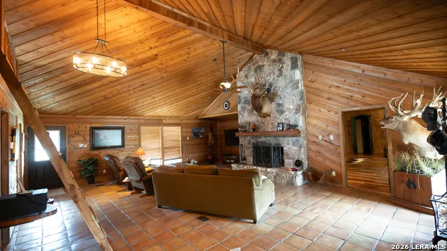 7772 CEDAR CREEK RD Brackettville, TX 78832