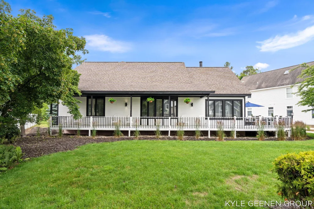 1729 Waukazoo Drive Park Township, MI 49424