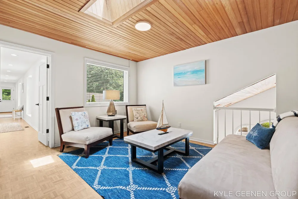 1729 Waukazoo Drive Park Township, MI 49424