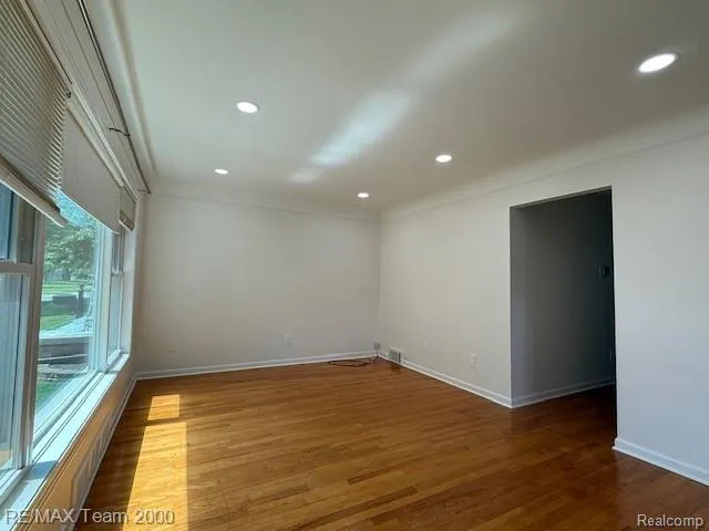 3310 Culver Avenue Dearborn City, MI 48124