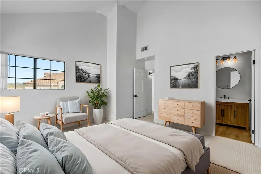 18108 Erik Court #588 Canyon Country, CA 91387