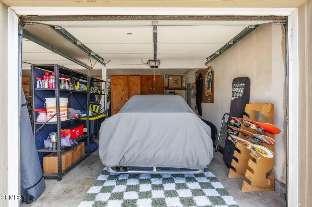 950 Seaside Court Ventura, CA 93001