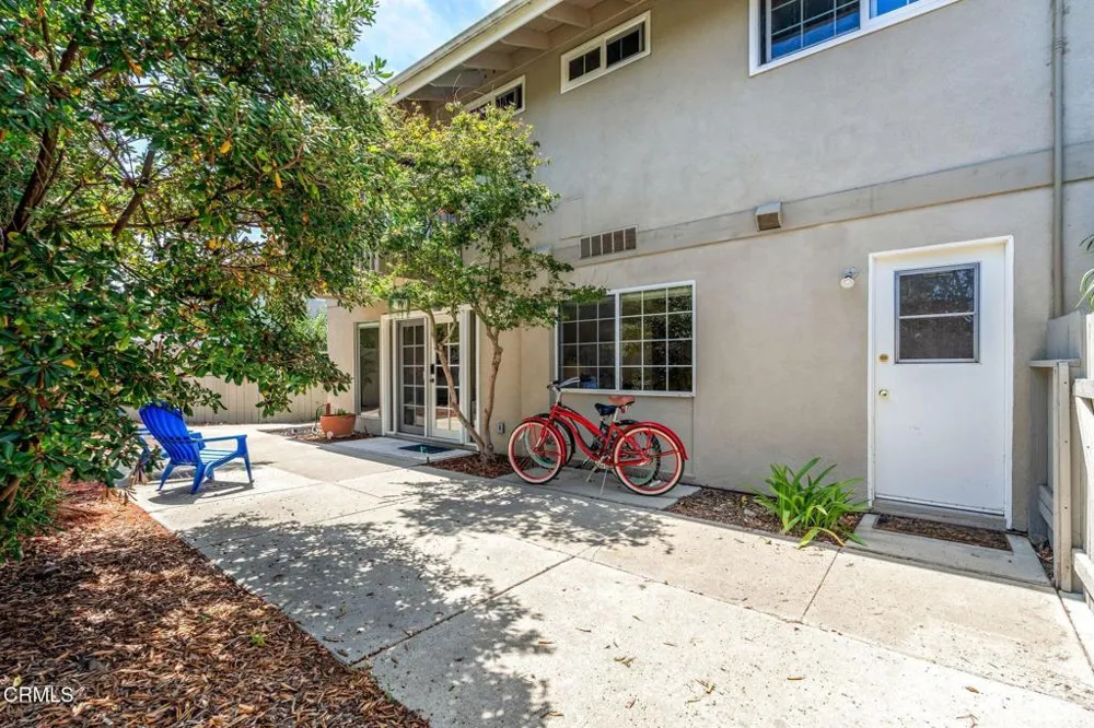 950 Seaside Court Ventura, CA 93001