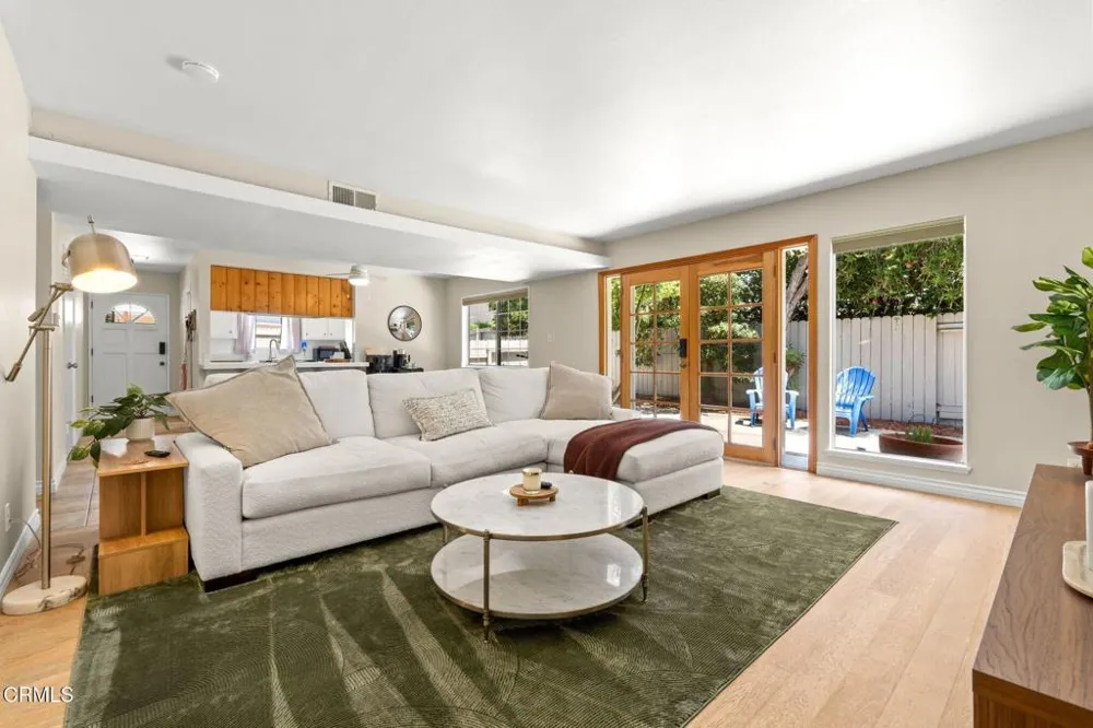950 Seaside Court Ventura, CA 93001