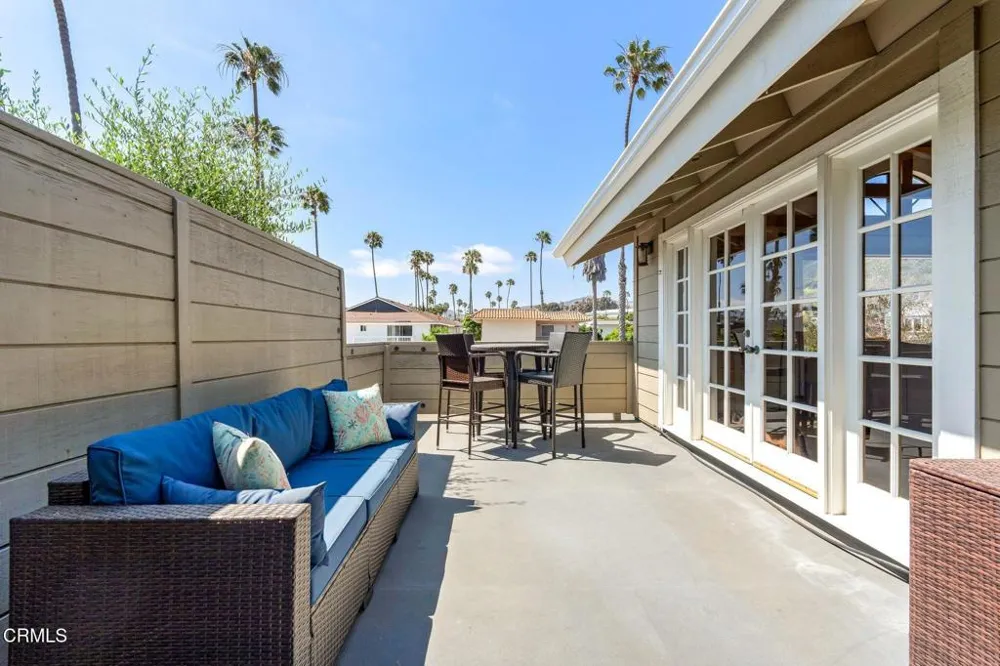 950 Seaside Court Ventura, CA 93001