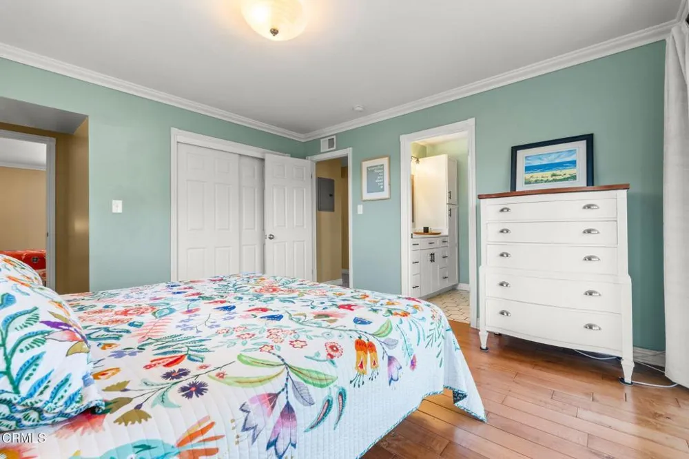 950 Seaside Court Ventura, CA 93001