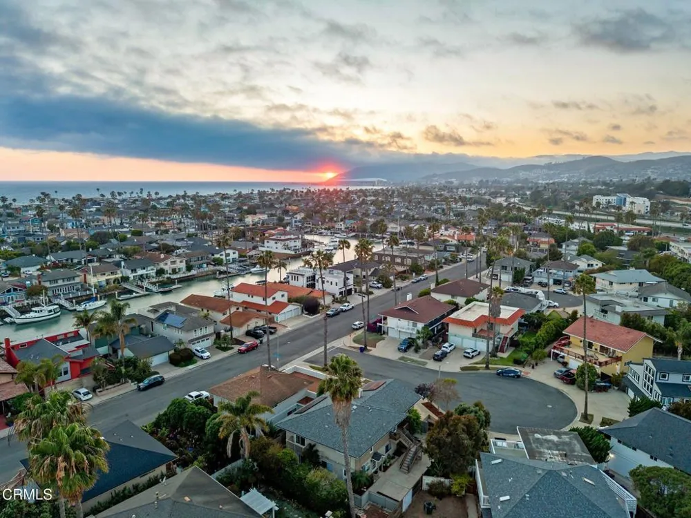 950 Seaside Court Ventura, CA 93001