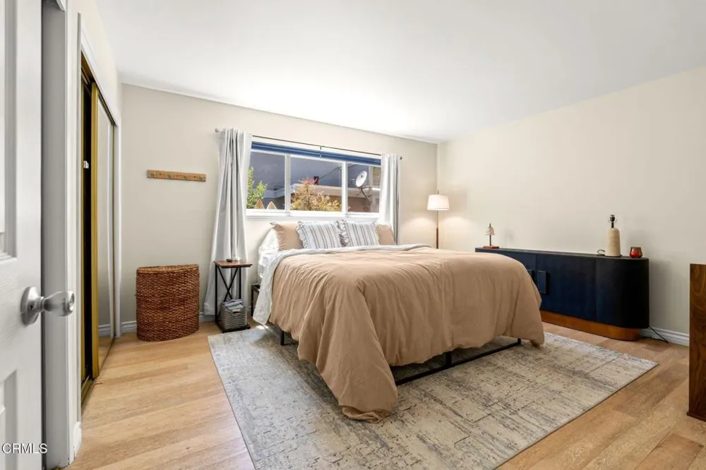 950 Seaside Court Ventura, CA 93001