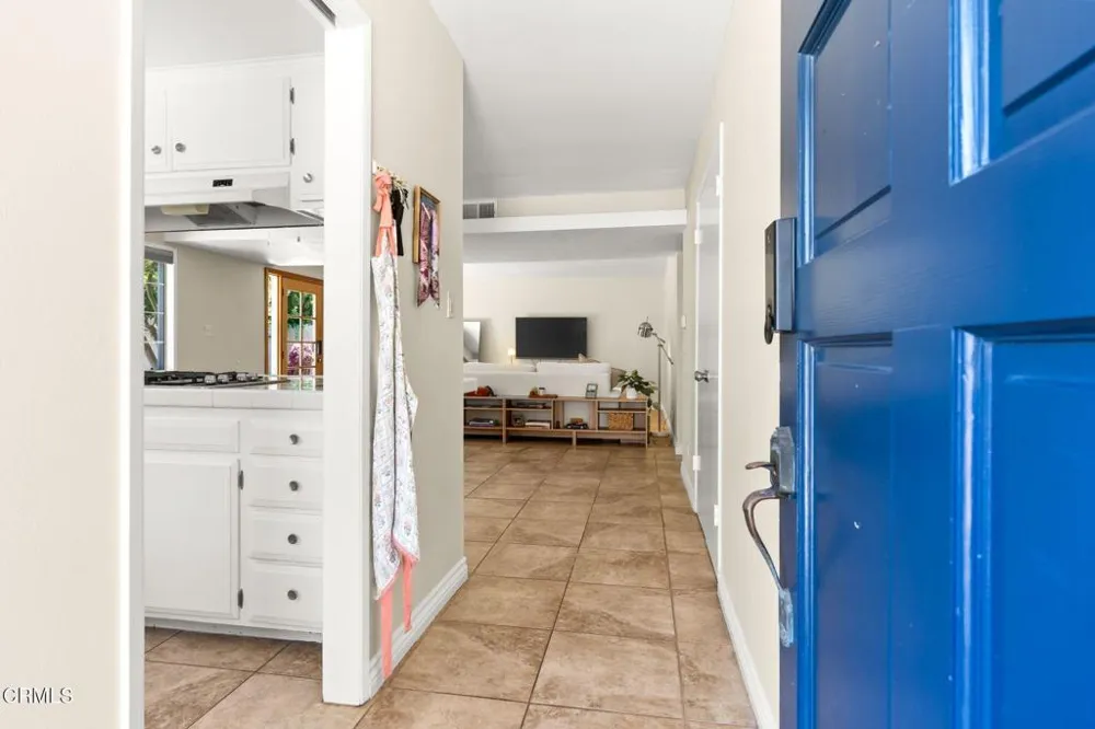 950 Seaside Court Ventura, CA 93001