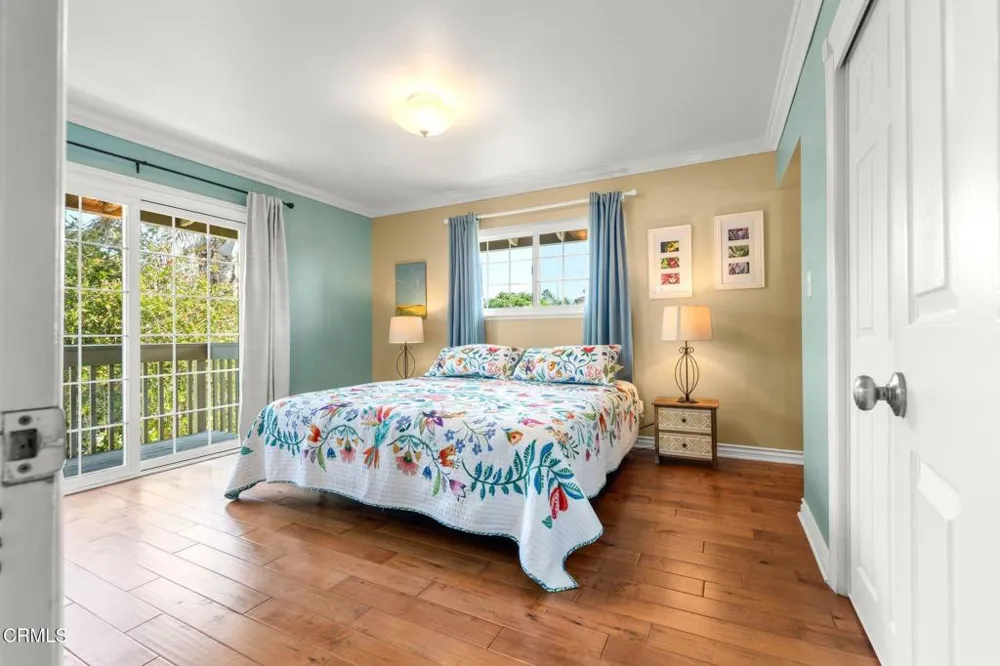 950 Seaside Court Ventura, CA 93001