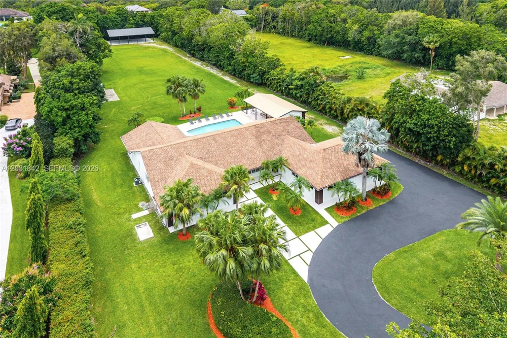 13900 Mustang Trl Southwest Ranches, FL 33330
