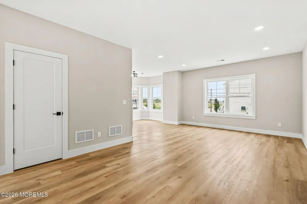 300 Union Avenue #B Union Beach, NJ 07735