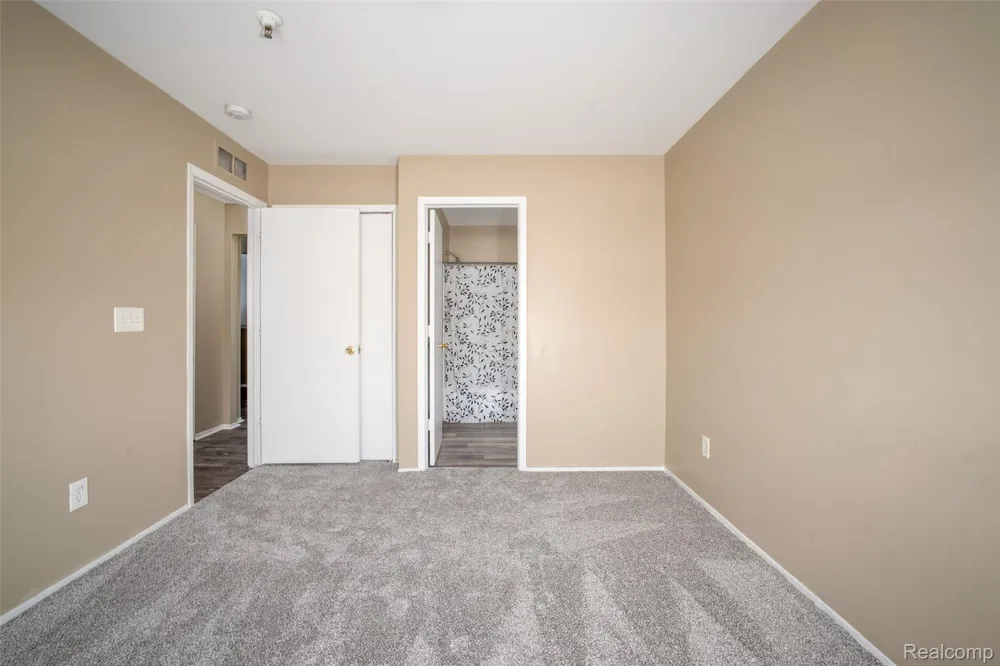 15650 Stone Crossing Drive Southfield City, MI 48075