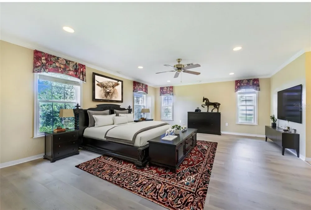 4854 E HINSON AVENUE Haines City, FL 33844