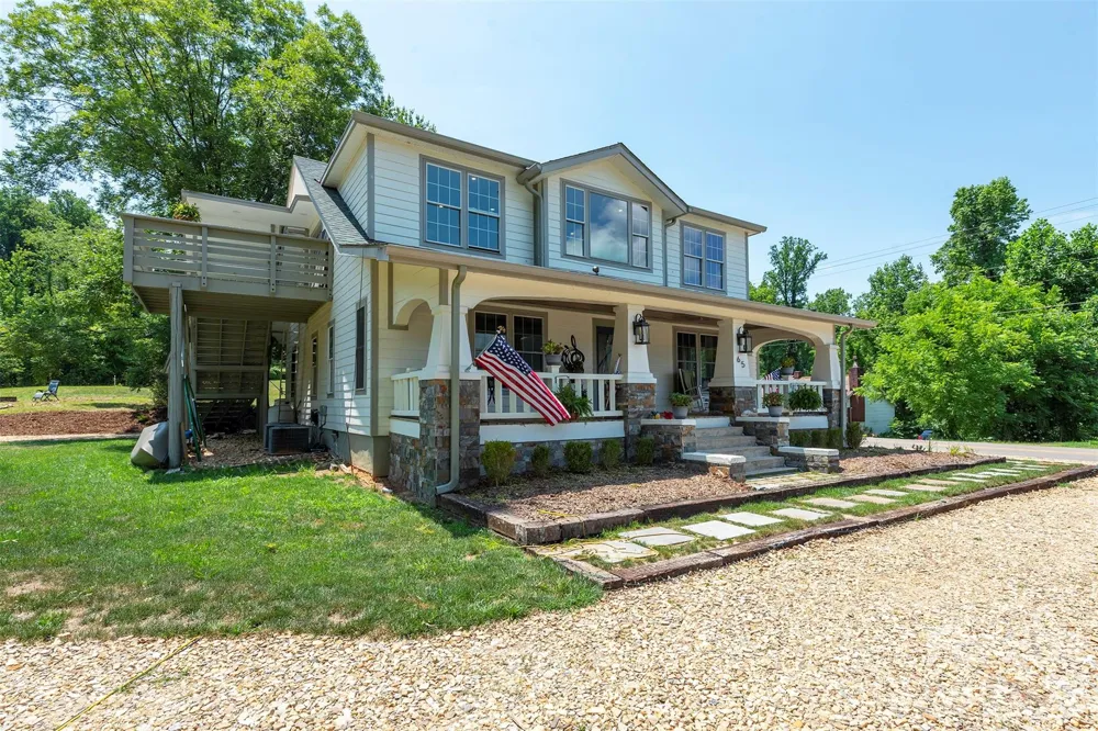 65 Walnut Street Marion, NC 28752