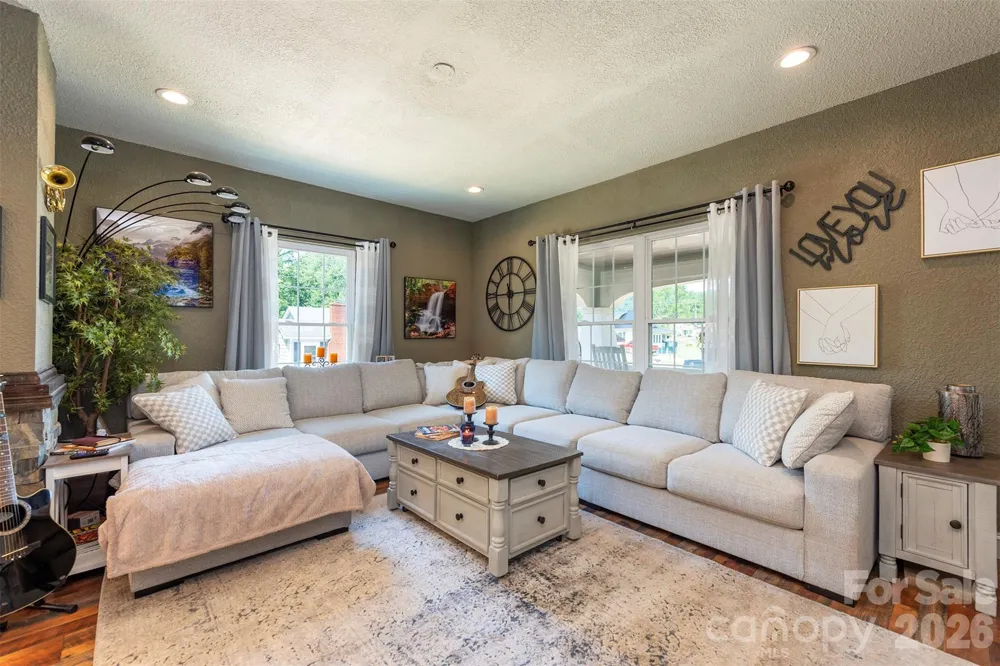 65 Walnut Street Marion, NC 28752