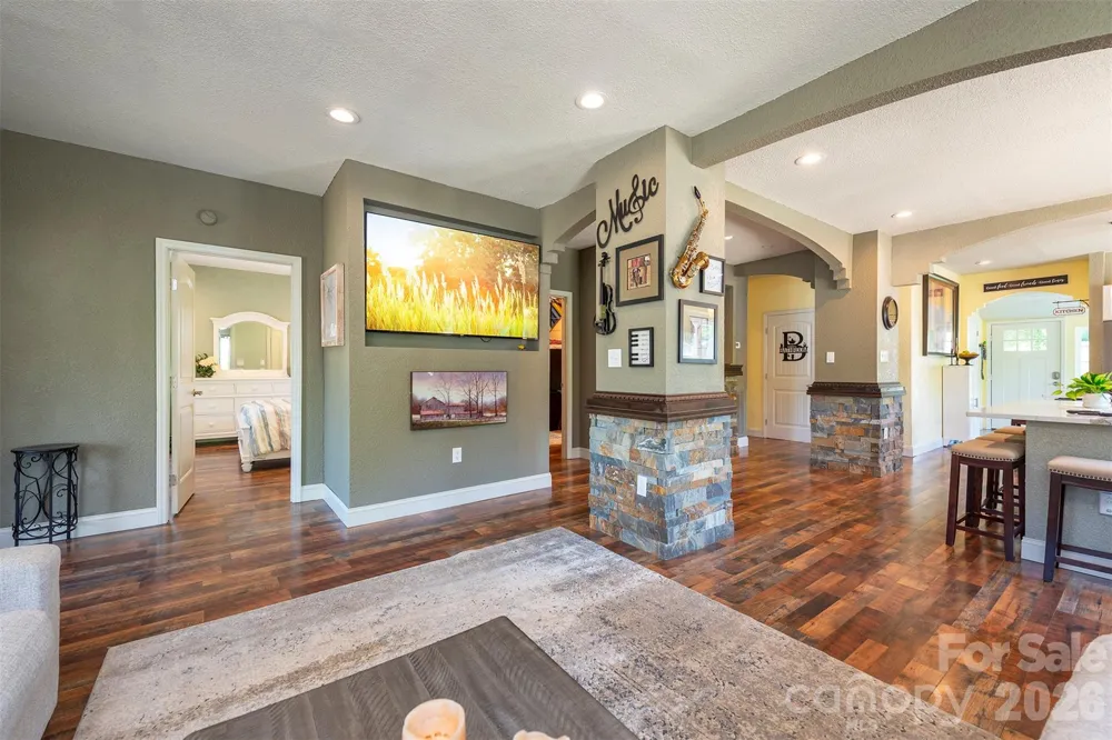 65 Walnut Street Marion, NC 28752